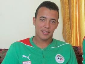 ... Youcef M&#39;Changama est sur le point de s&#39;engager avec le MC Alger sur demande du nouvel entraîneur des Vert et Rouge de la capitale, Boualem Charef, ... - d-le-comorien-youcef-mchangama-en-route-pour-le-mc-alger-c25ef