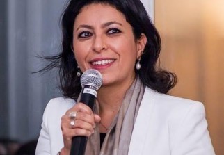 Résultat de recherche d'images pour "leila aïchi sénatrice de paris"
